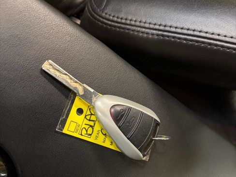 Used 2007 Porsche 911 GT3 RWD image 32