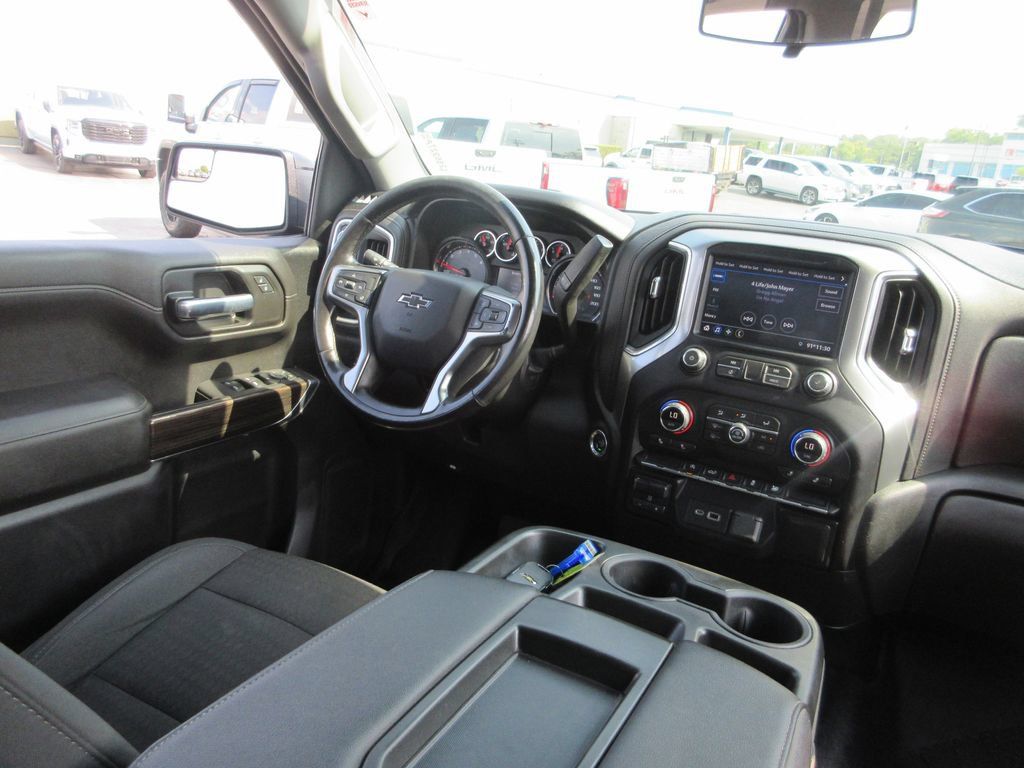 Used 2021 Chevrolet Silverado 1500 RST w/ Bed Protection Package AWD/4WD image 25