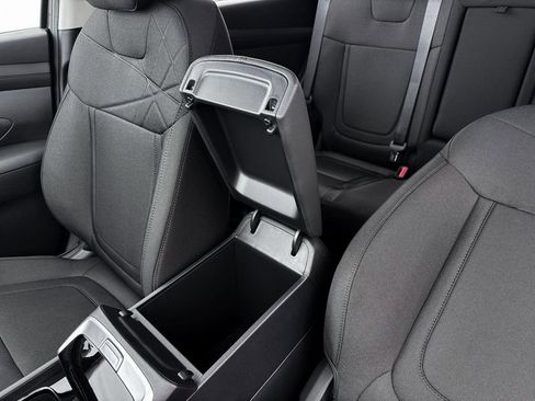 New 2026 Hyundai Tucson SE image 18