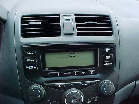 Used 2005 Honda Accord LX image 20