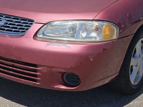 Used 2001 Nissan Sentra GXE FWD image 10