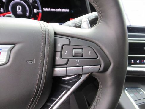 Used 2024 Cadillac Escalade ESV V w/ Heavy-Duty Trailer Package image 25