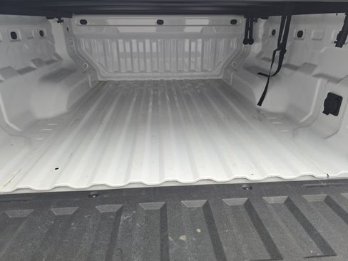 Used 2025 GMC Canyon Elevation w/ Convenience Package AWD/4WD image 12