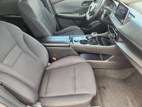 Used 2023 Nissan Rogue S AWD/4WD image 13