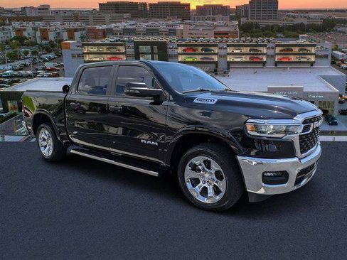 Certified 2025 RAM 1500 Big Horn AWD/4WD image 1
