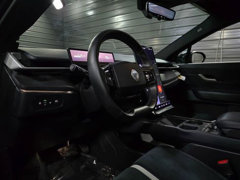 Used 2023 Fisker Ocean One image 10