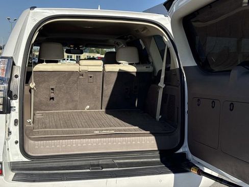 Used 2015 Lexus GX 460 w/ Premium Package image 13