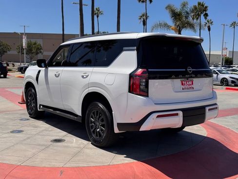 New 2026 Nissan Armada SV image 5