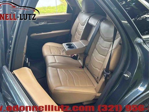 Used 2020 Cadillac XT5 Premium Luxury w/ Platinum Package FWD image 11