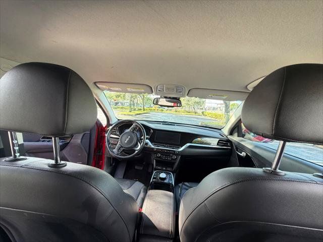 Used 2022 Kia Niro EX FWD image 19