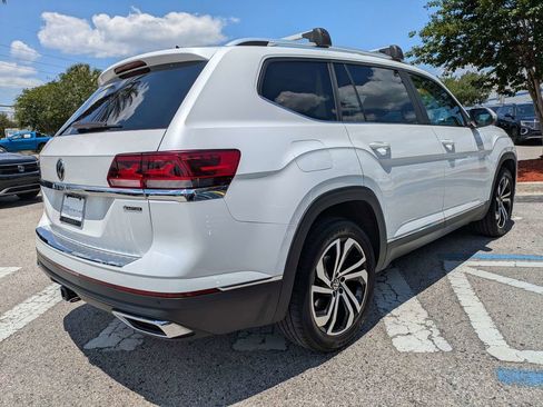 Used 2023 Volkswagen Atlas SEL AWD/4WD image 6