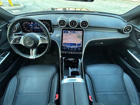 Used 2025 Mercedes-Benz C 300 Sedan image 10