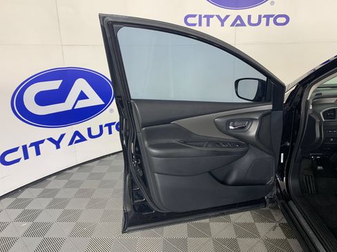 Used 2020 Nissan Murano S FWD image 13