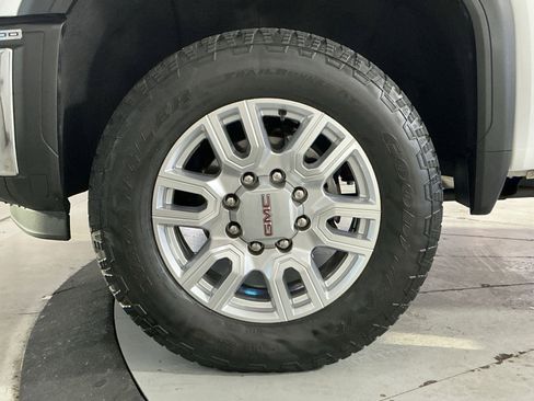 Used 2024 GMC Sierra 3500 SLE image 20