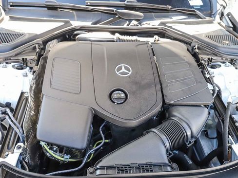 Certified 2025 Mercedes-Benz E 350 4MATIC Sedan image 27