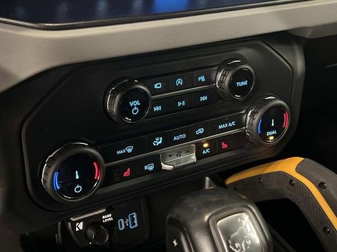 Used 2022 Ford Bronco Badlands w/ Sasquatch Package image 21