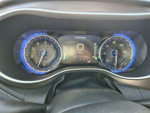 New 2026 Chrysler Pacifica Select w/ S Appearance Package image 17