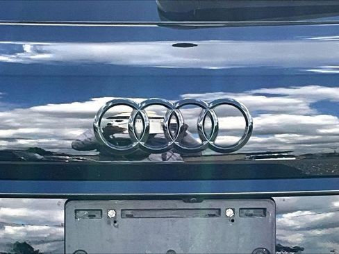 Used 2020 Audi Q7 3.0T Premium Plus image 23