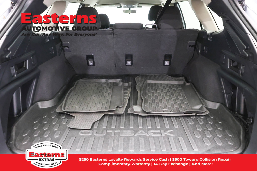 Used 2025 Subaru Outback Limited AWD/4WD image 10