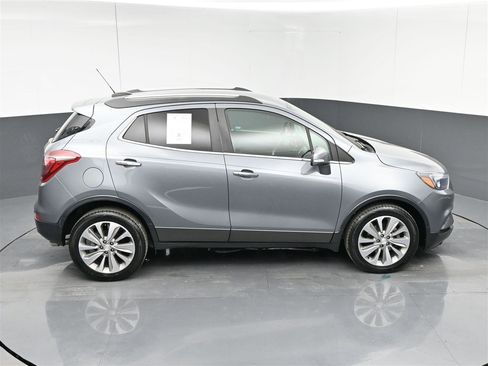 Used 2019 Buick Encore Preferred image 24