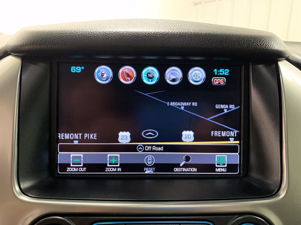 Used 2017 Chevrolet Tahoe Premier AWD/4WD image 32