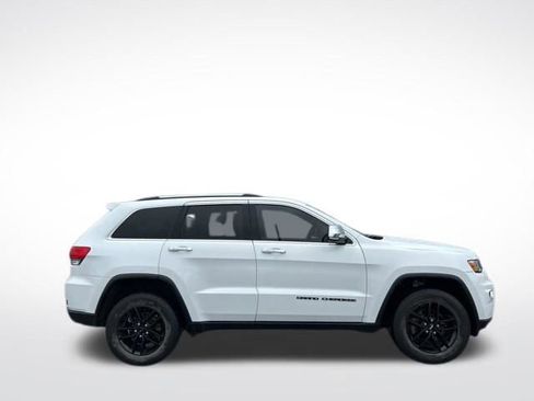 Used 2017 Jeep Grand Cherokee Limited AWD/4WD image 18