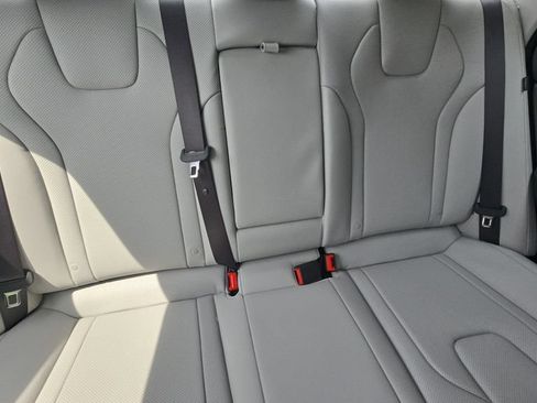 New 2026 Hyundai Elantra Limited FWD image 10