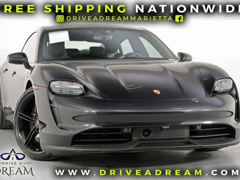Used 2022 Porsche Taycan image 2