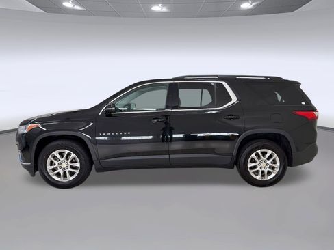Used 2019 Chevrolet Traverse LT FWD image 2