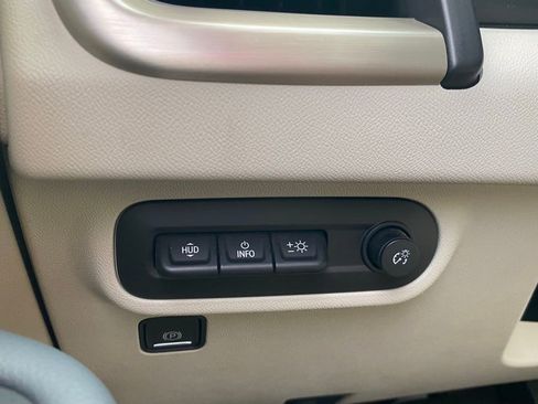 Used 2022 GMC Terrain Denali image 26