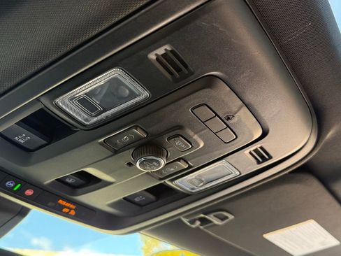 Used 2021 Chevrolet Tahoe LT w/ LT Signature Package image 65