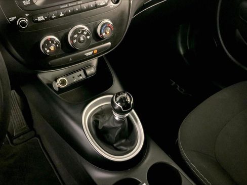 Used 2014 Kia Soul FWD image 17