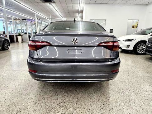 Used 2019 Volkswagen Jetta S image 6