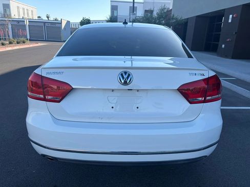 Used 2013 Volkswagen Passat TDI SEL Premium FWD image 8
