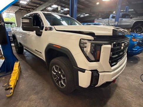 Used 2024 GMC Sierra 2500 AT4 w/ AT4 Premium Plus Package AWD/4WD image 1