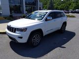 Used 2021 Jeep Grand Cherokee Limited w/ Premium Lighting Group image 2