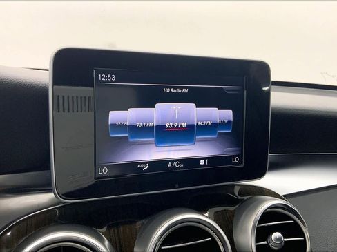 Used 2019 Mercedes-Benz GLC 300 image 23