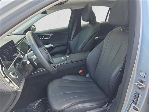 Used 2025 Mercedes-Benz E 450 4MATIC Sedan image 15