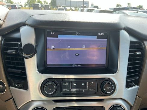 Used 2016 GMC Yukon SLT w/ HD Trailering Package AWD/4WD image 26