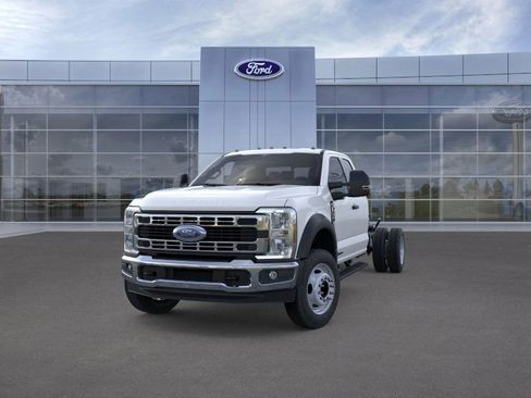 New 2026 Ford F550 2WD SuperCab Super Duty image 2