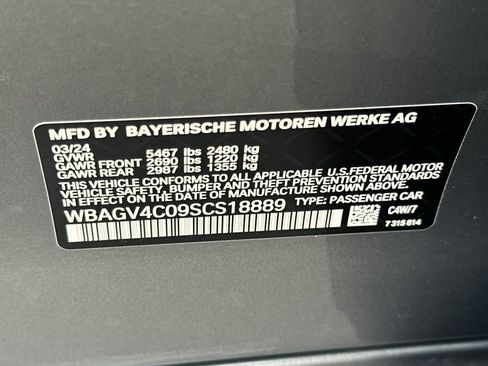 Used 2025 BMW 840i xDrive w/ M Sport Professional Package image 32