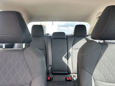 Used 2021 Toyota Corolla LE image 15