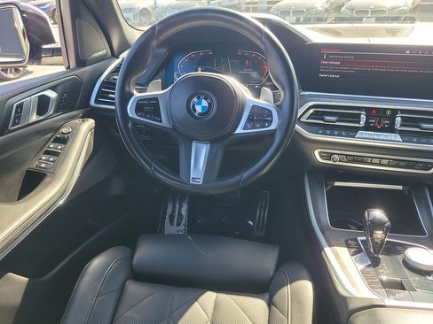 Used 2023 BMW X5 sDrive40i w/ M Sport Package RWD image 11