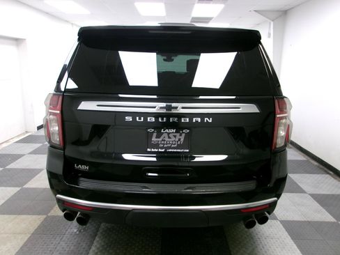 Used 2021 Chevrolet Suburban High Country w/ Premium Package AWD/4WD image 15