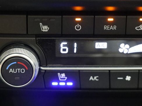 Used 2023 MAZDA CX-9 Touring Plus AWD/4WD image 23