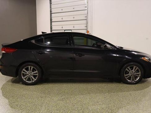 Used 2017 Hyundai Elantra SE w/ SE A/T Tech Package 03 FWD image 11