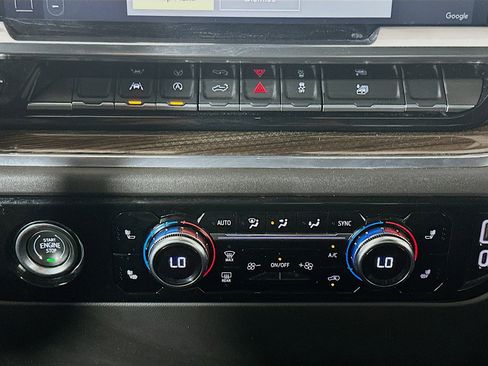 Used 2024 GMC Sierra 1500 Elevation image 23