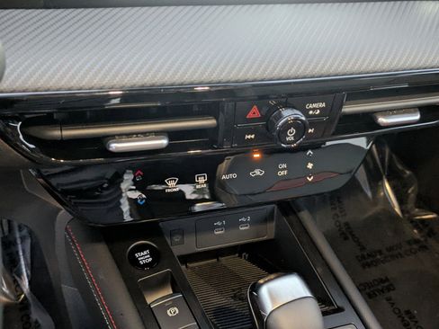 New 2026 Nissan Kicks SR FWD image 17