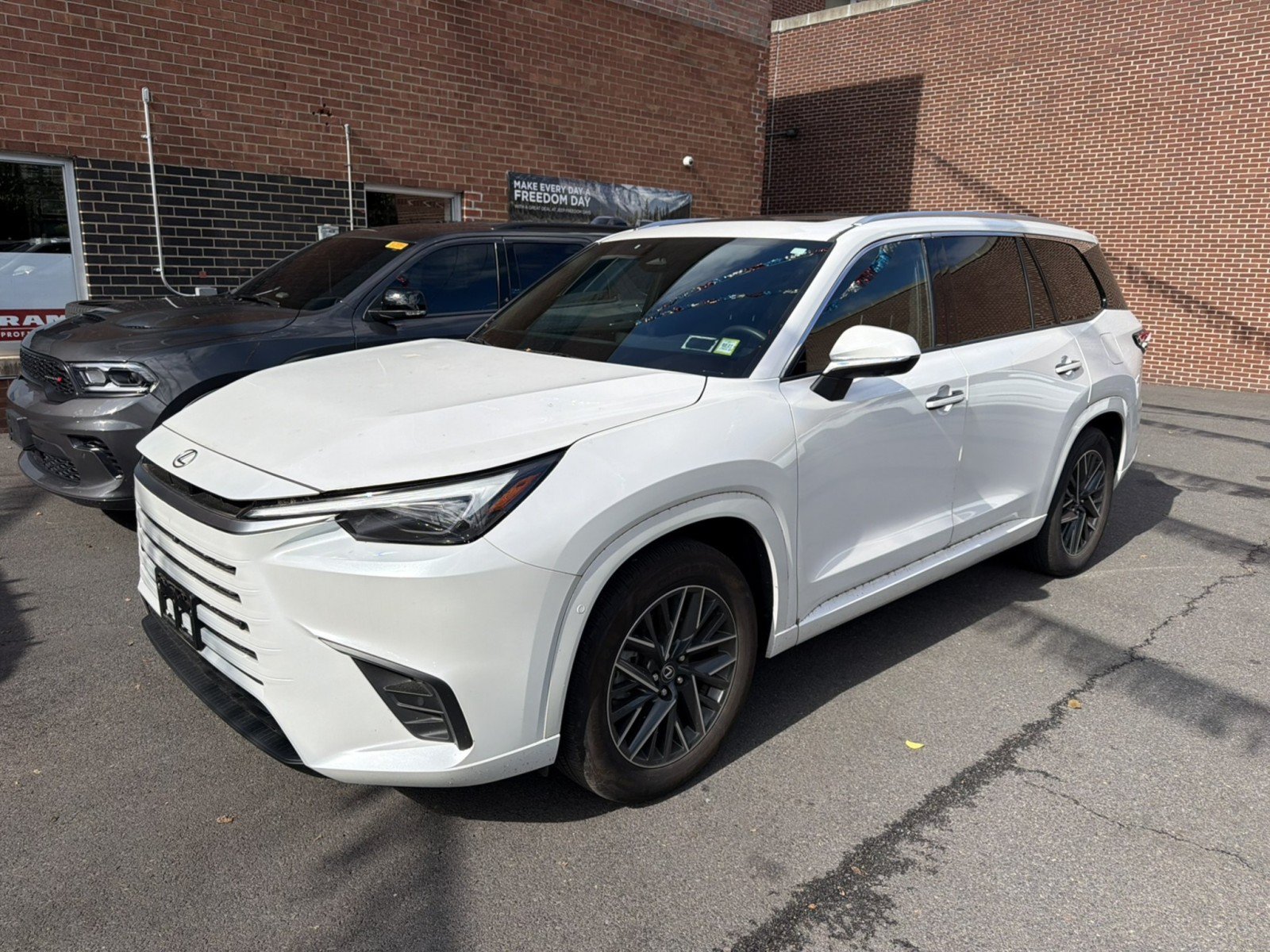 Used 2025 Lexus TX 350 AWD w/ Technology Package image 1
