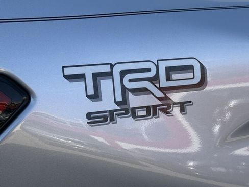 Used 2024 Toyota Tacoma TRD Sport image 8